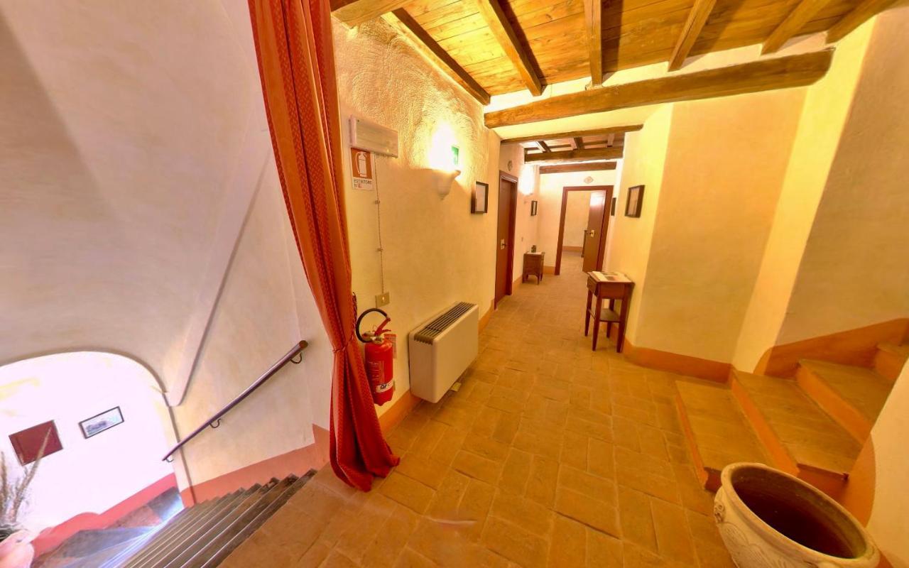 Monastero Le Grazie Hotel Amelia Exterior photo